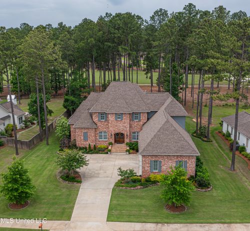 157 Reunion Dr, Madison, MS, 39110-7142 | Card Image