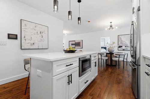73 Romsey St, Boston, MA, 02125-2065 | Card Image