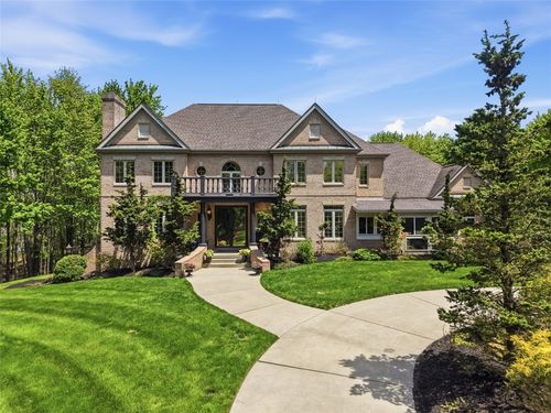 117 Windwood Heights Dr, Cranberry Twp, PA, 16066-3843 | Card Image
