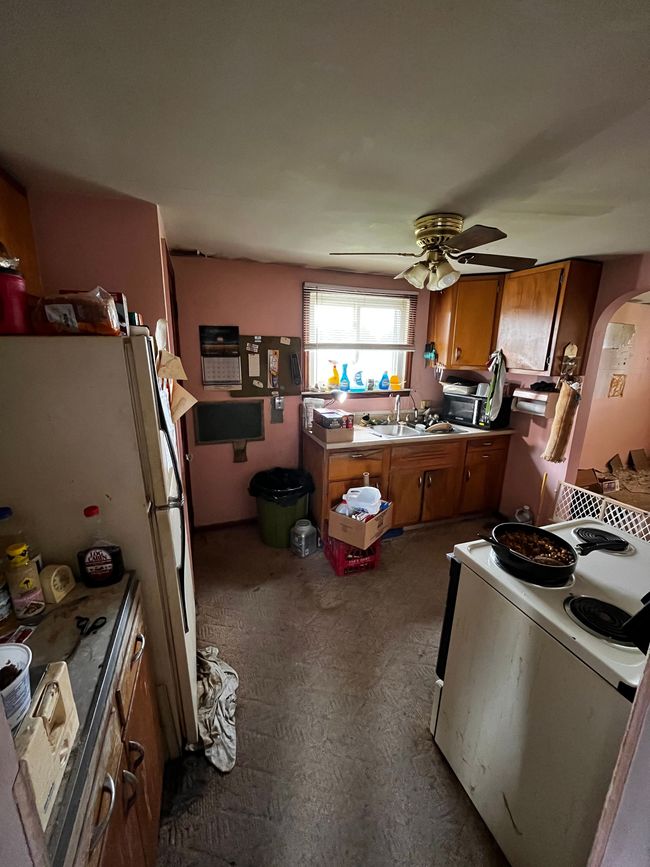 8070 Grand Blanc Rd, House other with 3 bedrooms, 1 bathrooms and null parking in Swartz Creek MI | Image 5