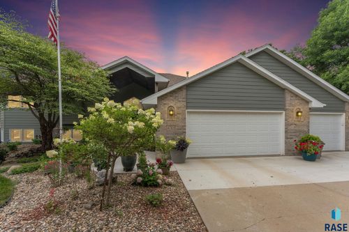47303 Rogness Pl Place, Renner, SD, 57055 | Card Image