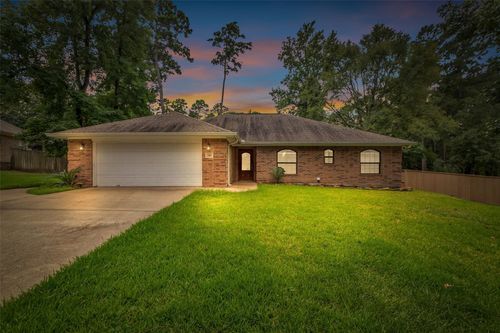 1841 Rollingwood Dr, Huntsville, TX, 77340 | Card Image