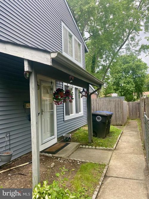 736 Myrtle Ave, LINDENWOLD, NJ, 08021-1134 | Card Image