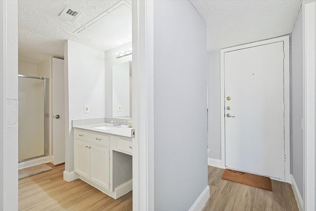 APT-11203 - 9607 Walnut St, Condo with 2 bedrooms, 1 bathrooms and null parking in Dallas TX | Image 26