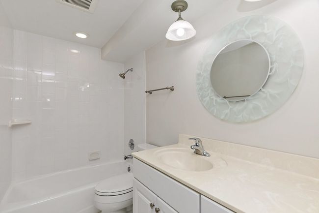 5 Hawthorne Rd, House other with 4 bedrooms, 3 bathrooms and 2 parking in Barrington IL | Image 29