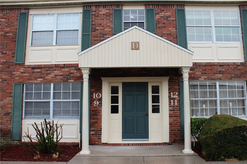 d9-1920 E Edgewood Dr, LAKELAND, FL, 33803-3402 | Card Image