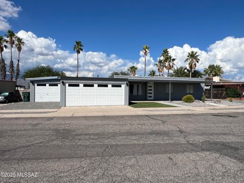 9735 E Shiloh St, Tucson, AZ, 85748-3225 | Card Image