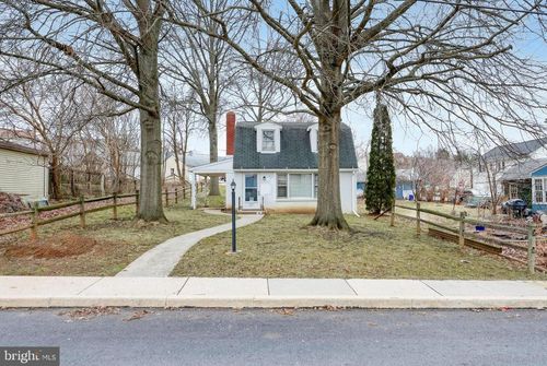 115 Cooper St, Manchester, PA, 17345-1413 | Card Image