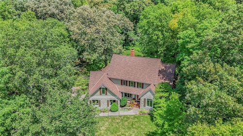 8675 Shorewood Dr, De Soto, KS, 66018-8409 | Card Image