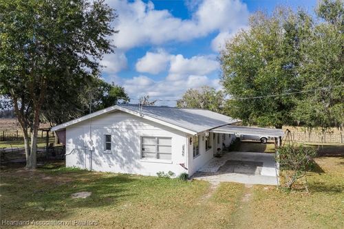 2364 E County Line Road, BOWLING GREEN, FL, 33834 | Card Image