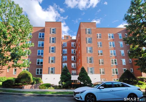 1b-7 Fourth Street, Stamford, CT, 06905 | Card Image