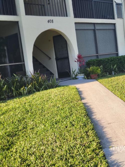 c-2-5961 Whispering Pine Way, Greenacres, FL, 33463-3190 | Card Image