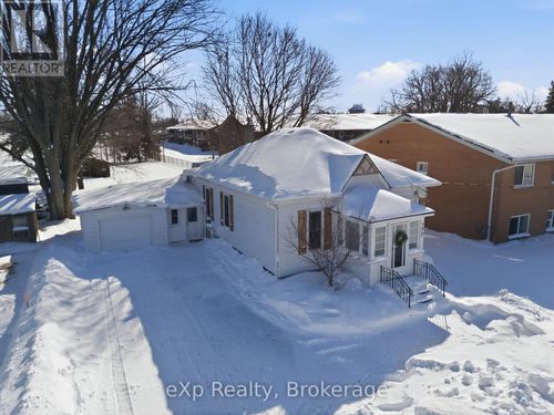 177 St David St, Mitchell, ON, N0K1N0 | Card Image