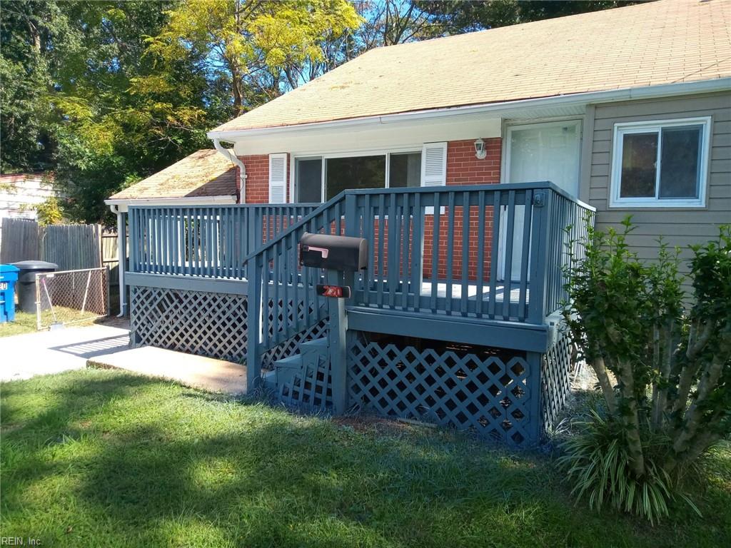 Paladin Dr, Virginia Beach, VA 23452