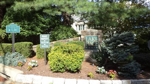 15 Lake Pl N, Danbury, CT, 06810-7203 | Card Image