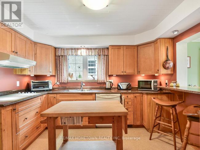 92 Water St E, House other with 2 bedrooms, 3 bathrooms and 2 parking in Brockville ON | Image 19