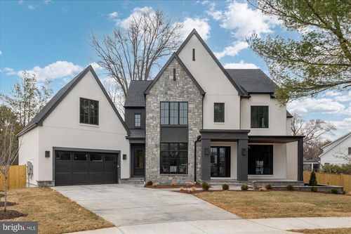 2231 N Tuckahoe St, FALLS CHURCH, VA, 22043-1924 | Card Image