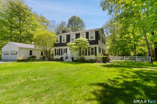 3 Cherokee Dr, Brookfield, CT, 06804-3113 | Card Image