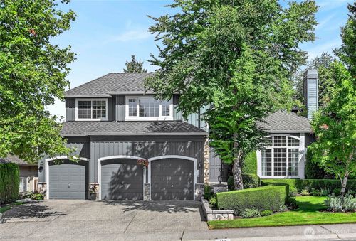 118 246th Way Se, Sammamish, WA, 98074-3438 | Card Image