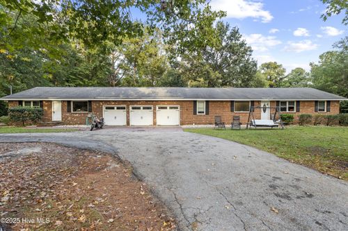 126 Parkertown Rd, Hubert, NC, 28539-3918 | Card Image