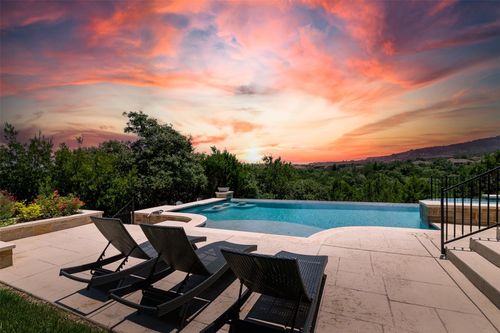 508 Tempranillo Way, Lakeway, TX, 78738-1242 | Card Image