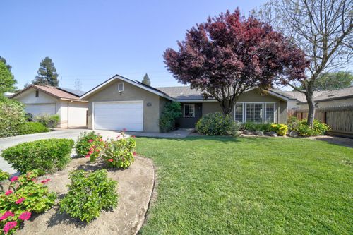 5438 W Sample Ave, Fresno, CA, 93722-3346 | Card Image