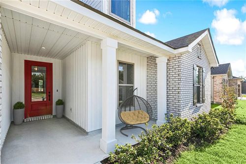 933 Laurel Oaks Drive, Waggaman, LA, 70094 | Card Image