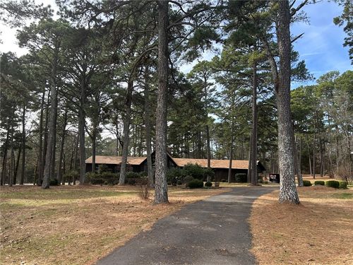 216 Quarry Rd, Russellville, AR, 72802-8597 | Card Image