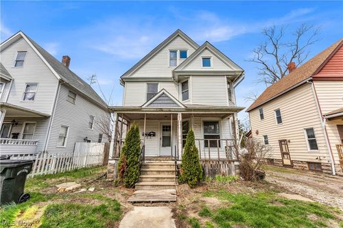345 12th St, Elyria, OH, 44035-7038 | Card Image
