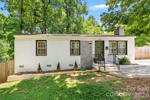 3900 Dunwoody Dr, Charlotte, NC, 28215-3812 | Card Image