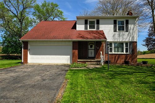 1480 Whitehall Dr, Mogadore, OH, 44260-1905 | Card Image