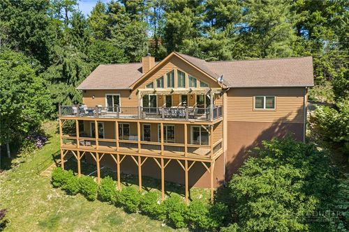 331 Alpine Road, Blowing Rock, NC, 28605 | Card Image