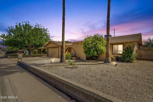 5719 W Zoe Ella Way, Glendale, AZ, 85306-3035 | Card Image