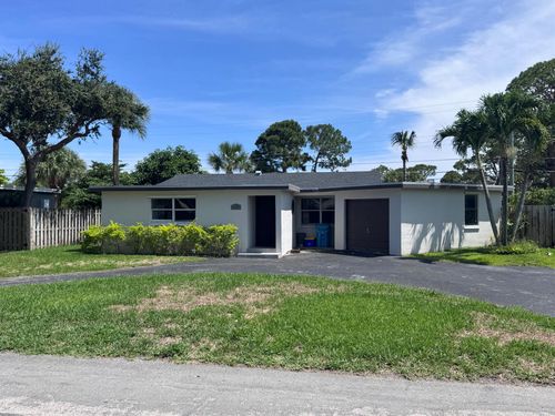 134 Se 31st Ave, Boynton Beach, FL, 33435-8227 | Card Image