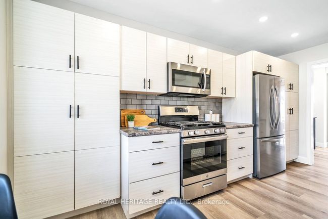 47 Pochon Ave, House other with 4 bedrooms, 3 bathrooms and 4 parking in Port Hope ON | Image 6