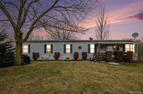 6435 Mayville Rd, Clifford, MI, 48727-9546 | Card Image