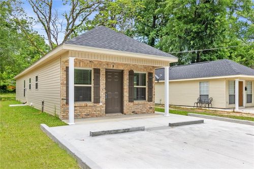 105 E Stovall St, Hammond, LA, 70403-4839 | Card Image