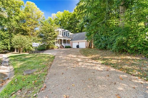 117 Leeds, Williamsburg, VA, 23188-9184 | Card Image