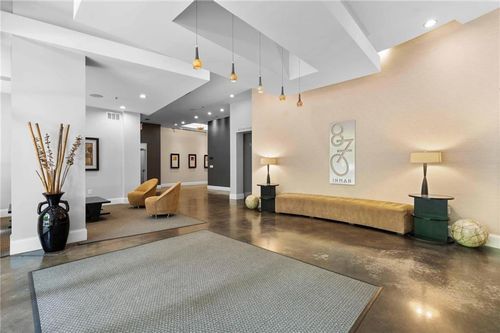 204-870 Inman Village Pkwy Ne, Atlanta, GA, 30307-5546 | Card Image