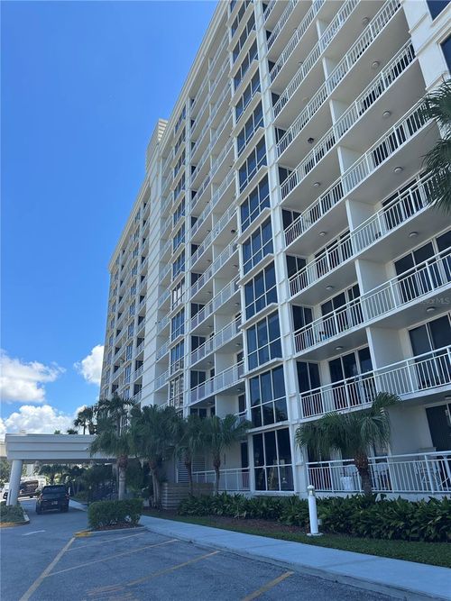 apt-801-100 Pierce St, CLEARWATER, FL, 33756-5160 | Card Image