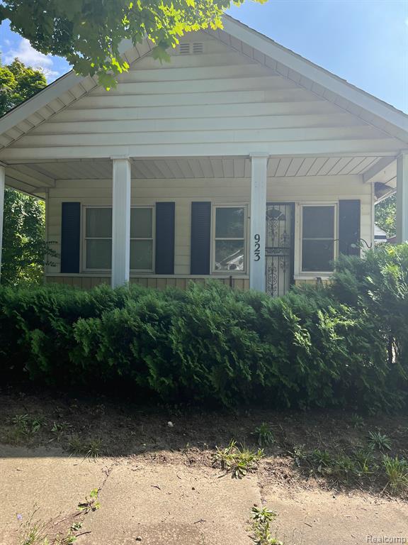 Paddington Ave, Flint, MI 48507