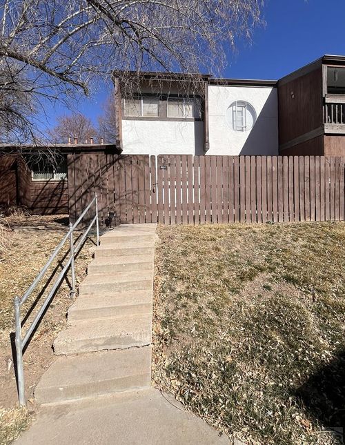 e-106 Scotland Rd, Pueblo, CO, 81001-4638 | Card Image