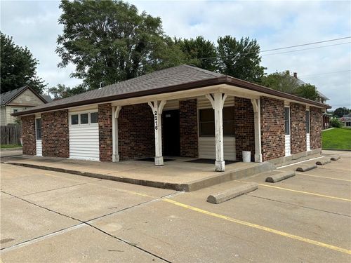 2212 Highly St, Saint Joseph, MO, 64506-2634 | Card Image