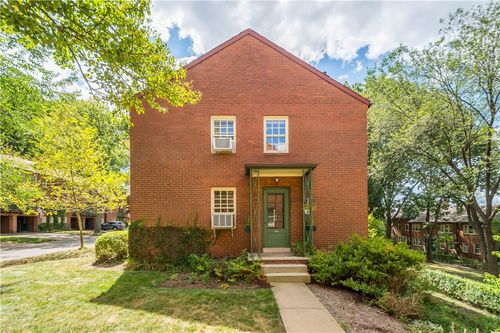 426 Sulgrave Rd, Mt Washington, PA, 15211-1422 | Card Image