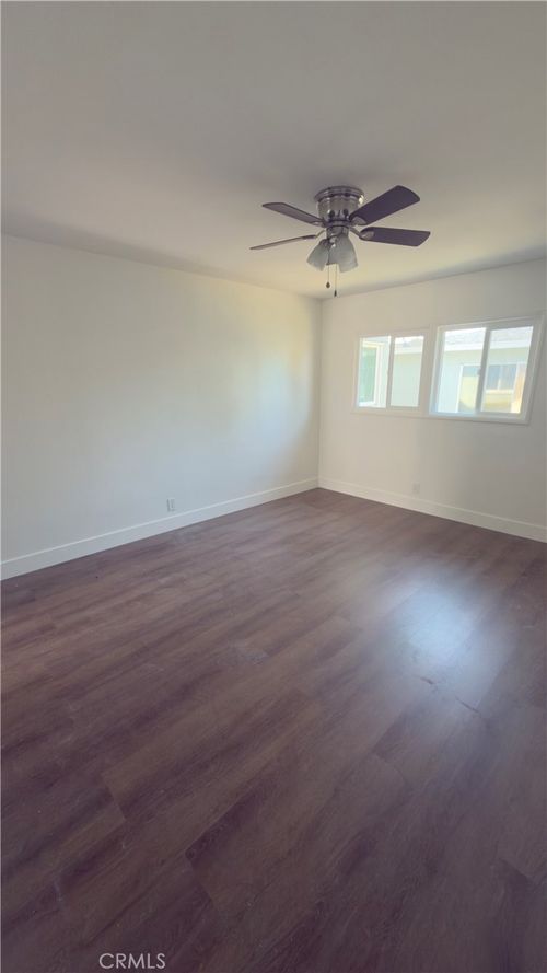 c-622 N Olive St, Anaheim, CA, 92805-2711 | Card Image