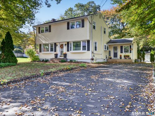 20 Bayberry Ln, Uncasville, CT, 06382-2004 | Card Image