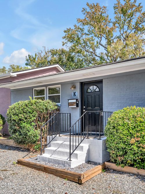 apt-k-103 Hargraves St, Carrboro, NC, 27510-2358 | Card Image