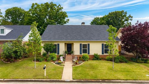 1800 Pickering Ln, Little Rock, AR, 72211-1641 | Card Image