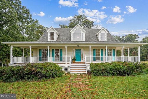 18 Hall Rd, FRONT ROYAL, VA, 22630-8773 | Card Image