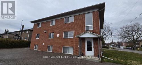 6-303 Frontenac Ave, Oshawa, ON, L1J2A7 | Card Image